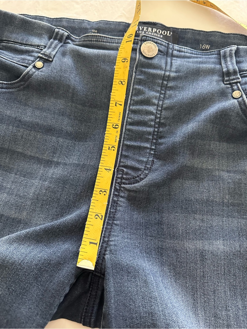 Liverpool medium blue pull-on Jeans, size 16 - Picture 8 of 12